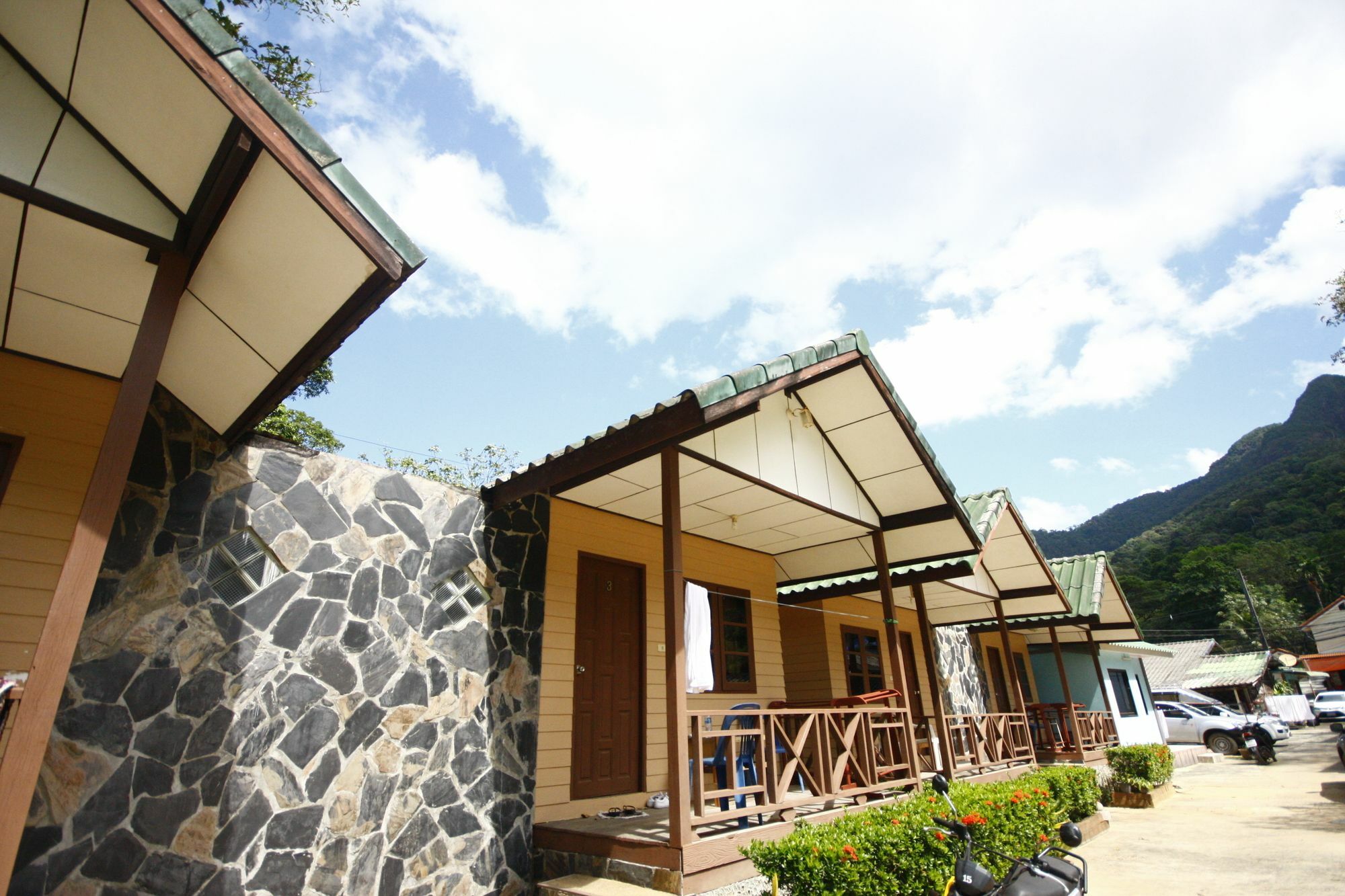 Giant Bungalow Koh Chang Exteriör bild